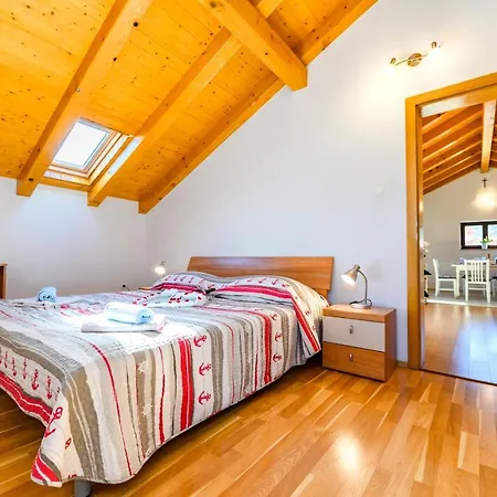 Apartman Marina Martinšćica Zewnętrze zdjęcie