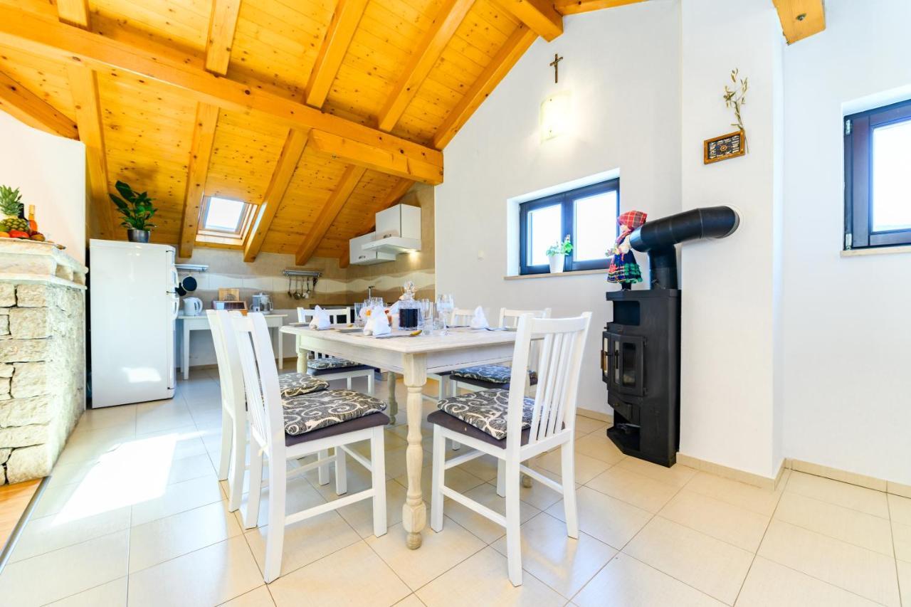 Apartament Marina