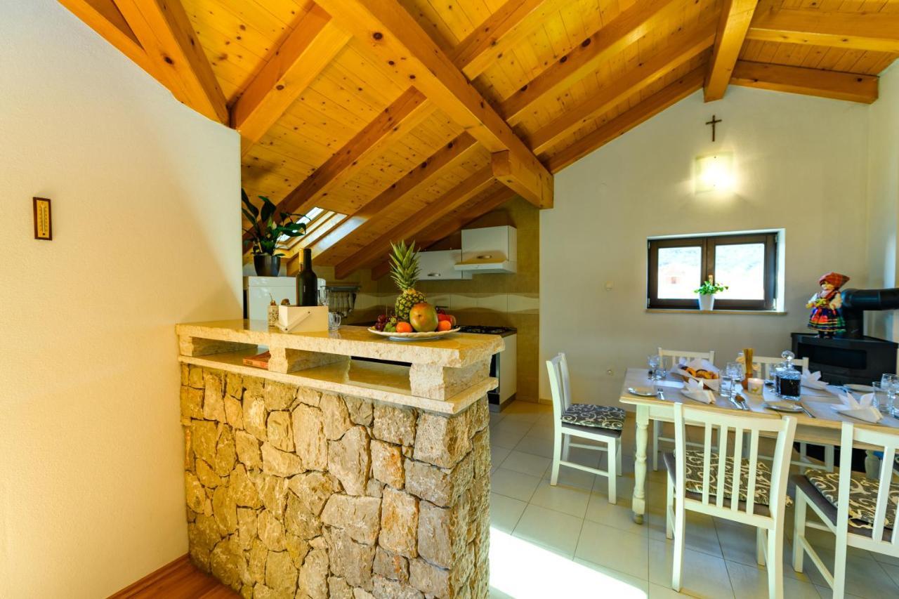 Apartament Marina