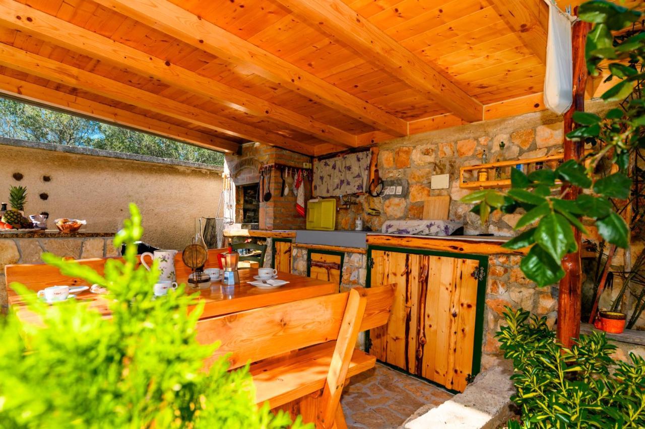 Apartament Marina