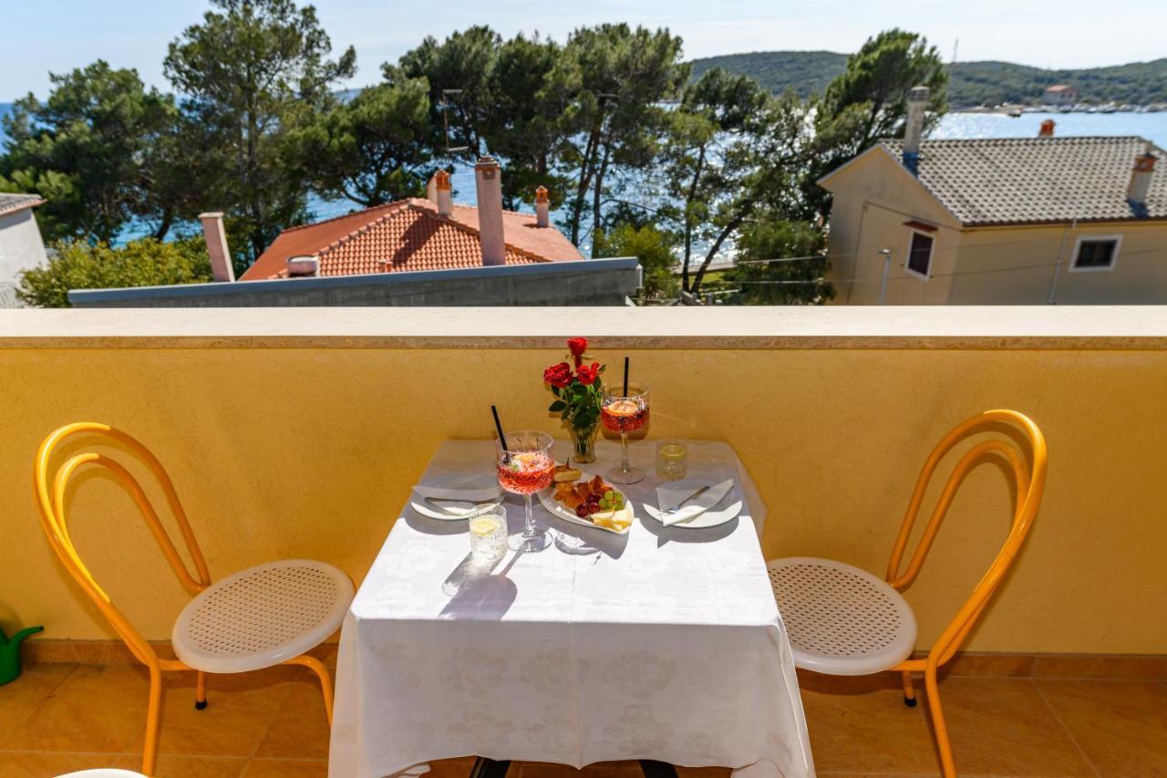Marina Apartment Martinscica (Cres)